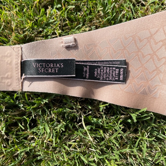 Victoria Secrets Multi Way Bra - Picture 4 of 4